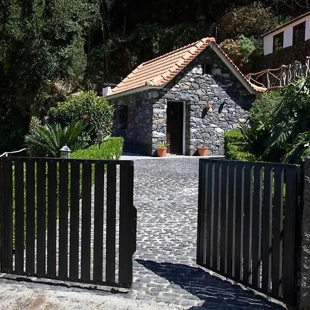 Portas Da Levada B By Rent-a-key