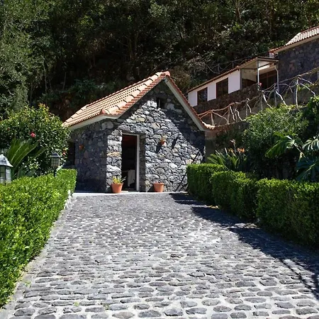 Semesterbostad Casa De Pedra Na Natureza - Portas Da Levada B