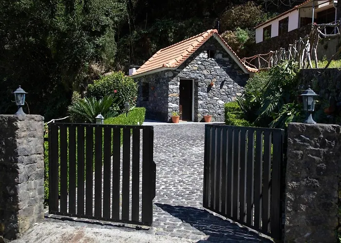 Portas Da Levada B By Rent-a-key